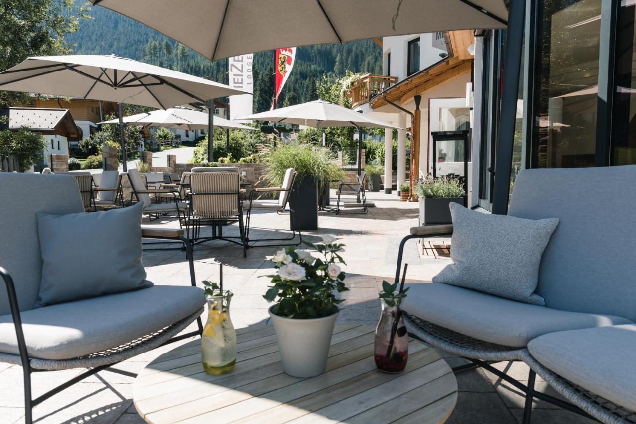 Meizeit Lodge 费尔兹姆斯 外观 照片